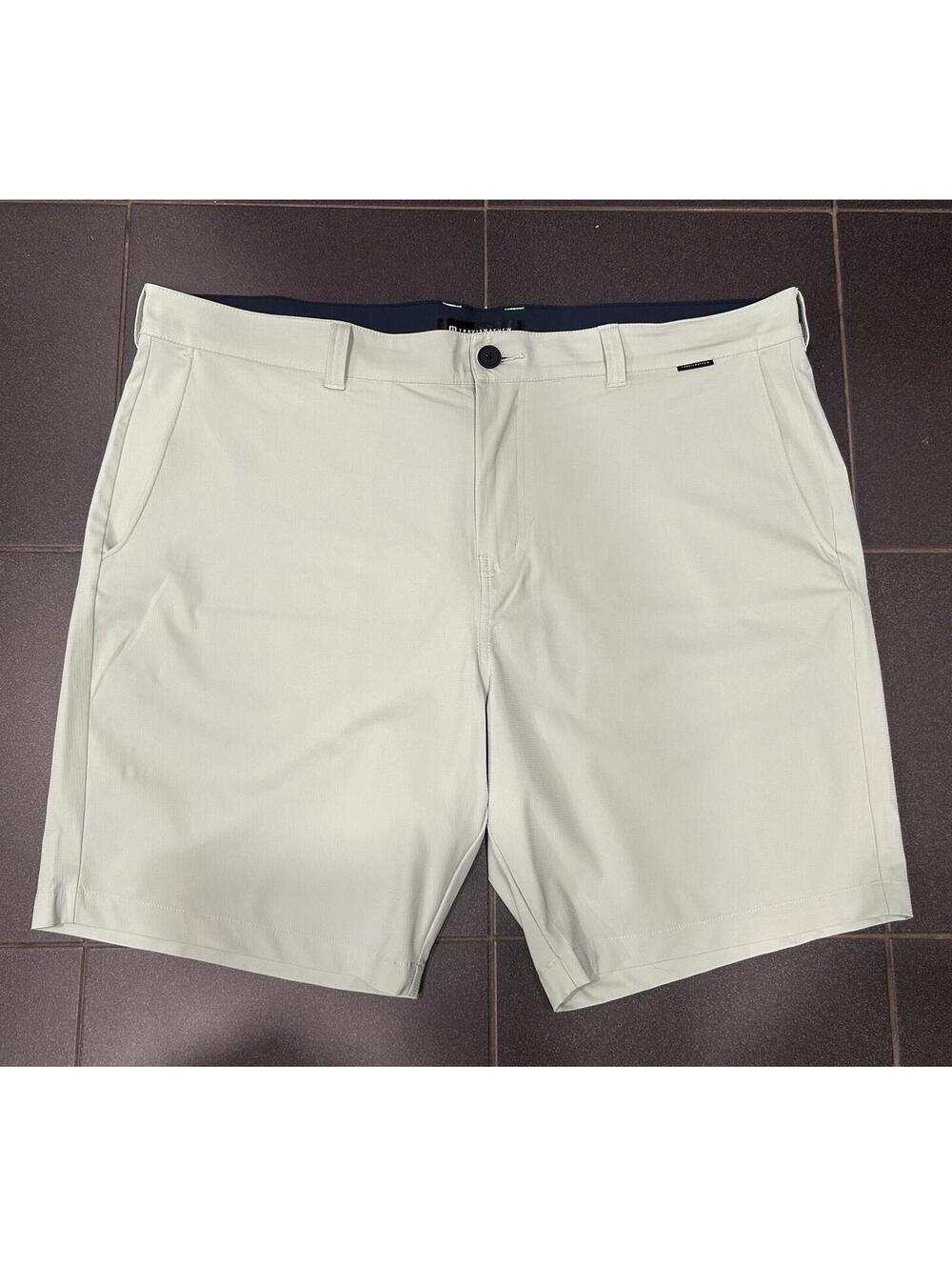 Travis Mathew Wanderlust Shorts 7” Inseam Men’s Size 40 Light Green